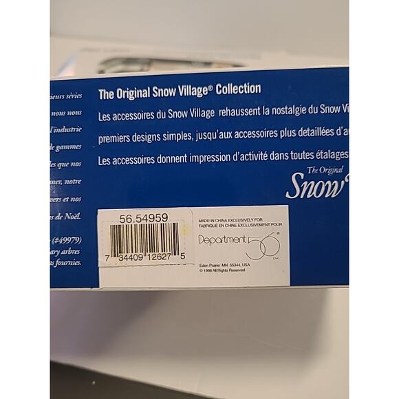 Dept 56 VILLAGE SANITATION TRUCK #54959 - 2 Available - Christmas Holiday - Picture 10 of 10